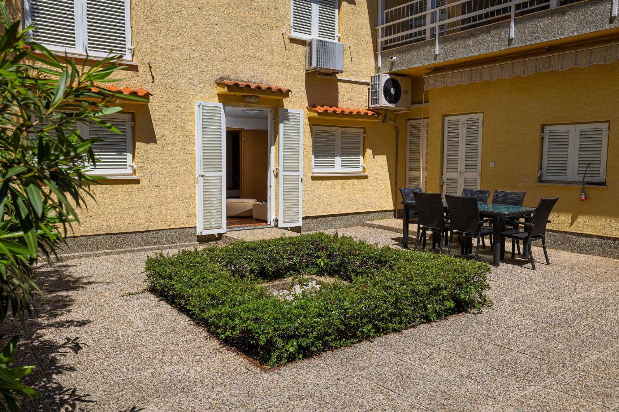 Apartments Casa Mia Dramalj Ngoại thất bức ảnh